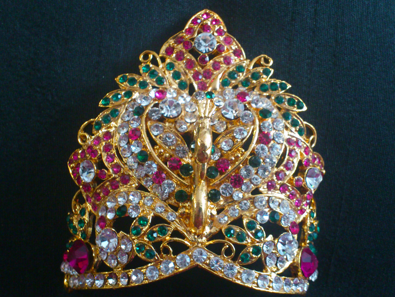 <p>Dancing Peacock Krishna Metal Crown</p>